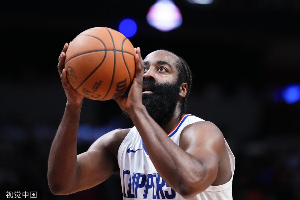 他用自己的 他用自己的