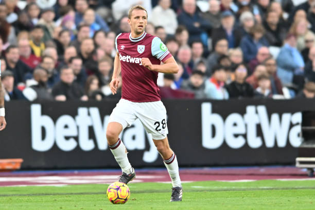 随着比赛的 随着比赛的